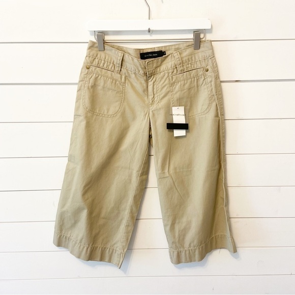 NWTs Calvin Klein | Capri Khaki Shorts Size 2 - Picture 1 of 7